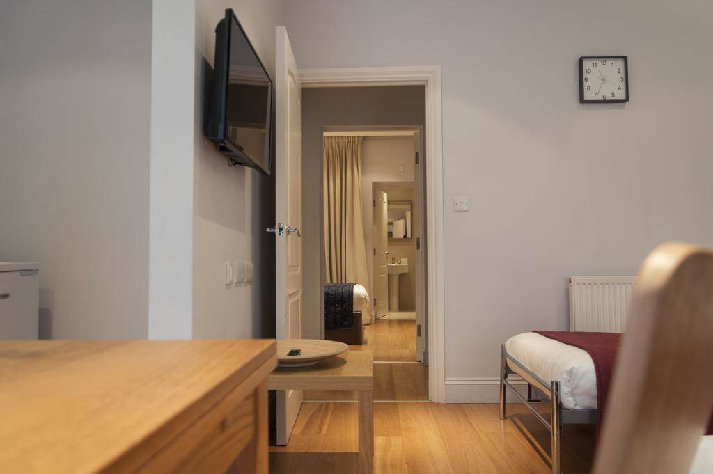 Superior Apartment in Paddington 12-london-street-apartments-kitchen12.jpg